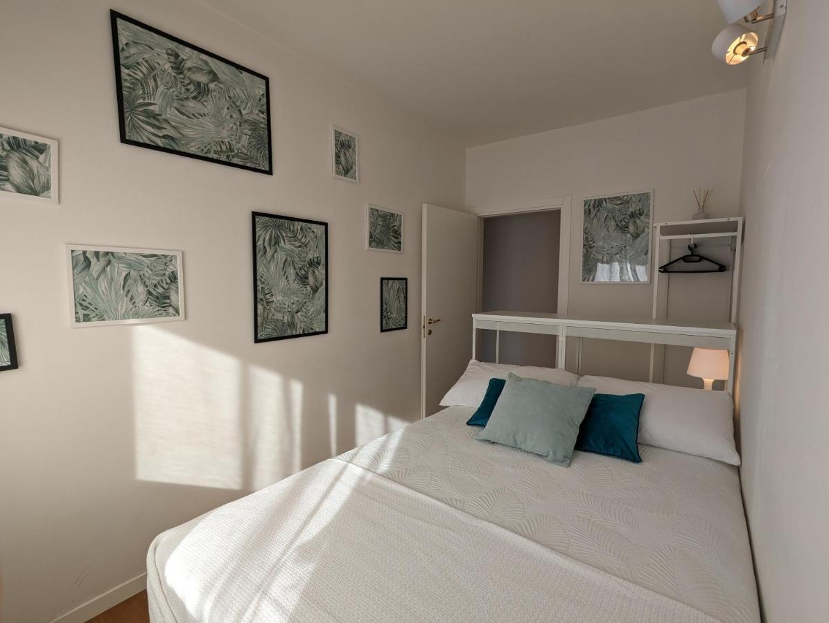 Convenient Family Apt With Private Parking 메스트레 외부 사진